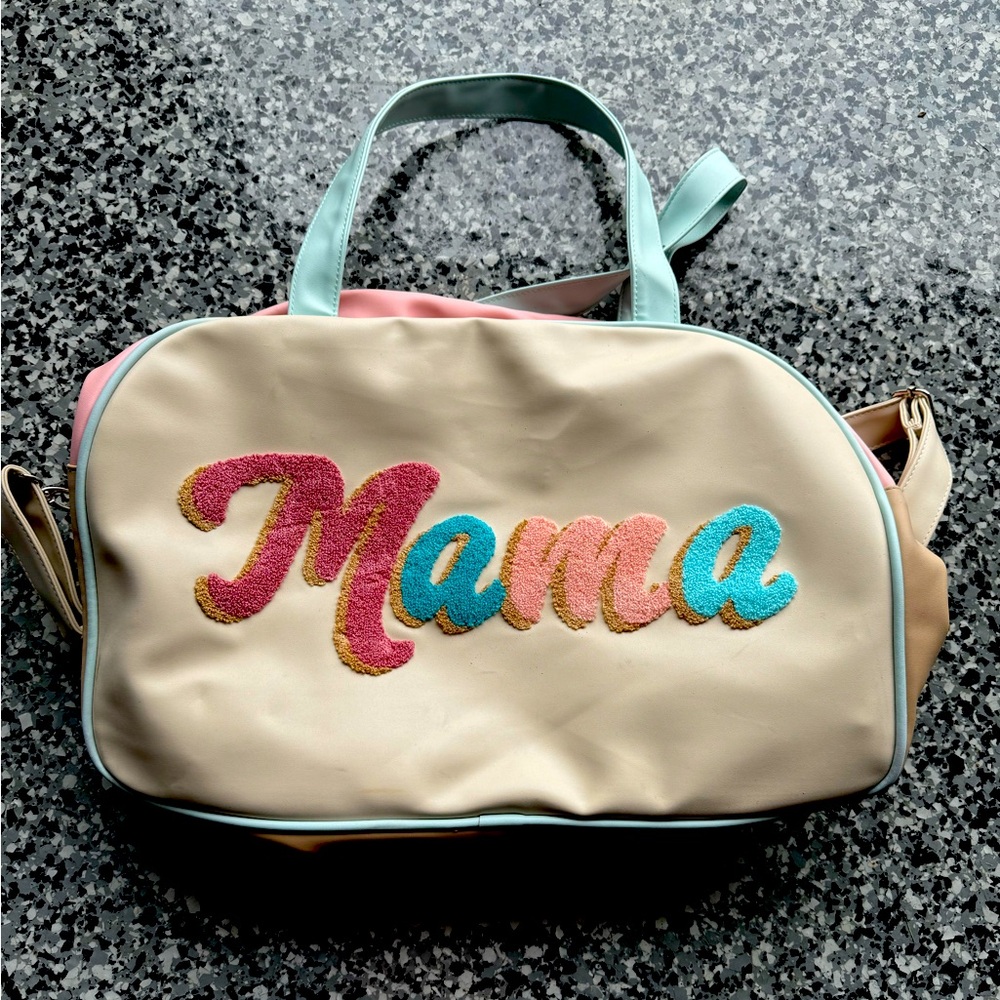 Jadelynn Brooke Mama duffel bag